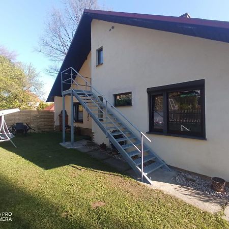 Podkrovni Apartman Tereza Apartamento Rumburk Exterior foto