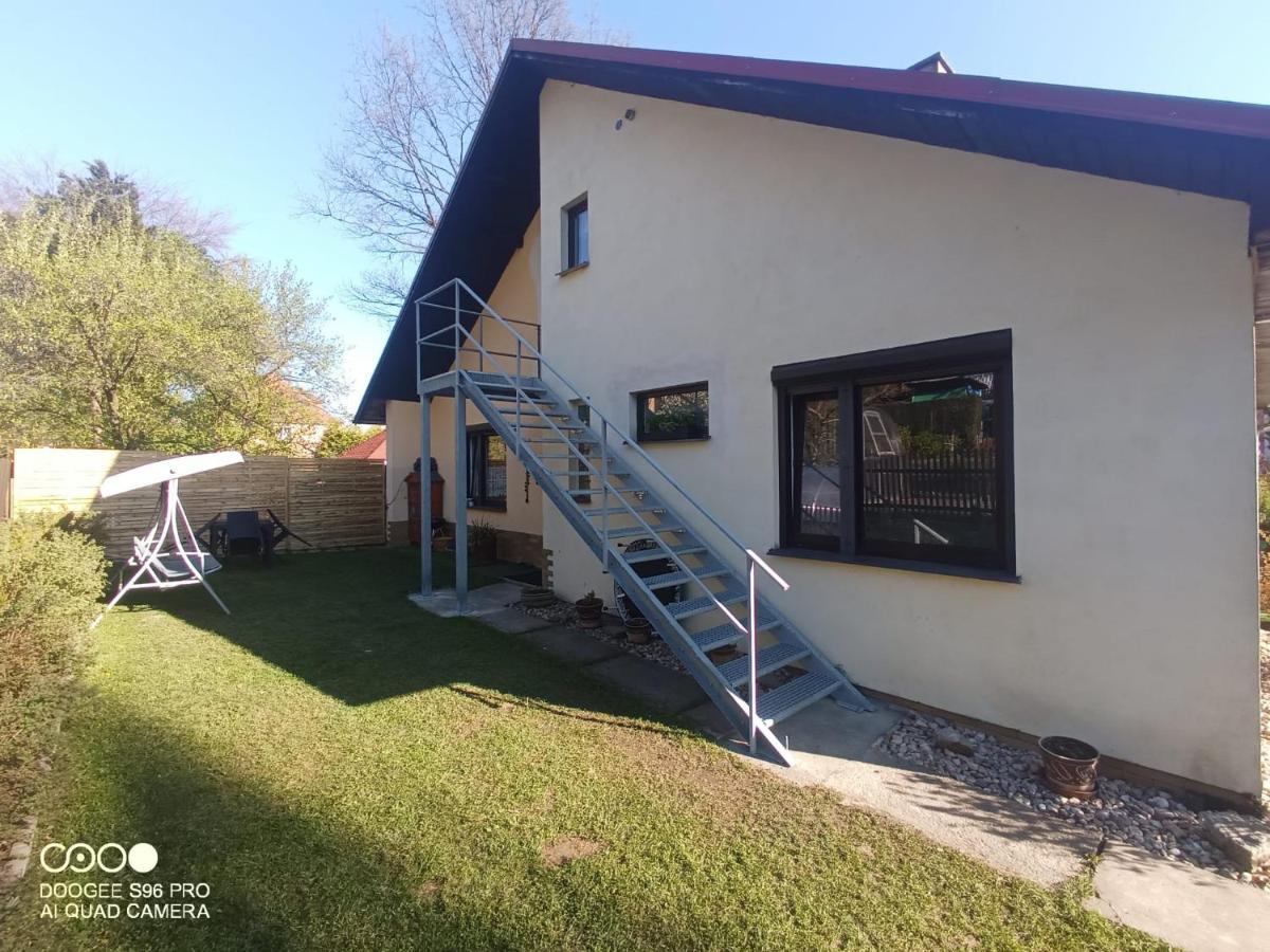 Podkrovni Apartman Tereza Apartamento Rumburk Exterior foto