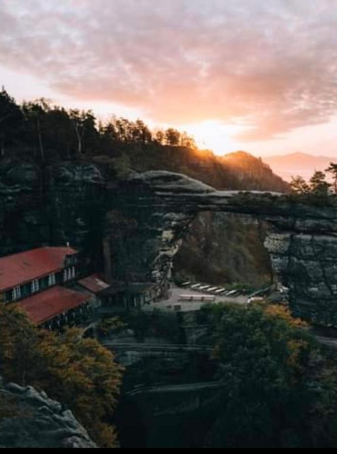 Podkrovni Apartman Tereza Apartamento Rumburk Exterior foto
